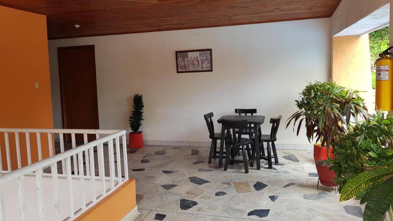 Balneario Chorillano Hotel Villavicencio Kültér fotó