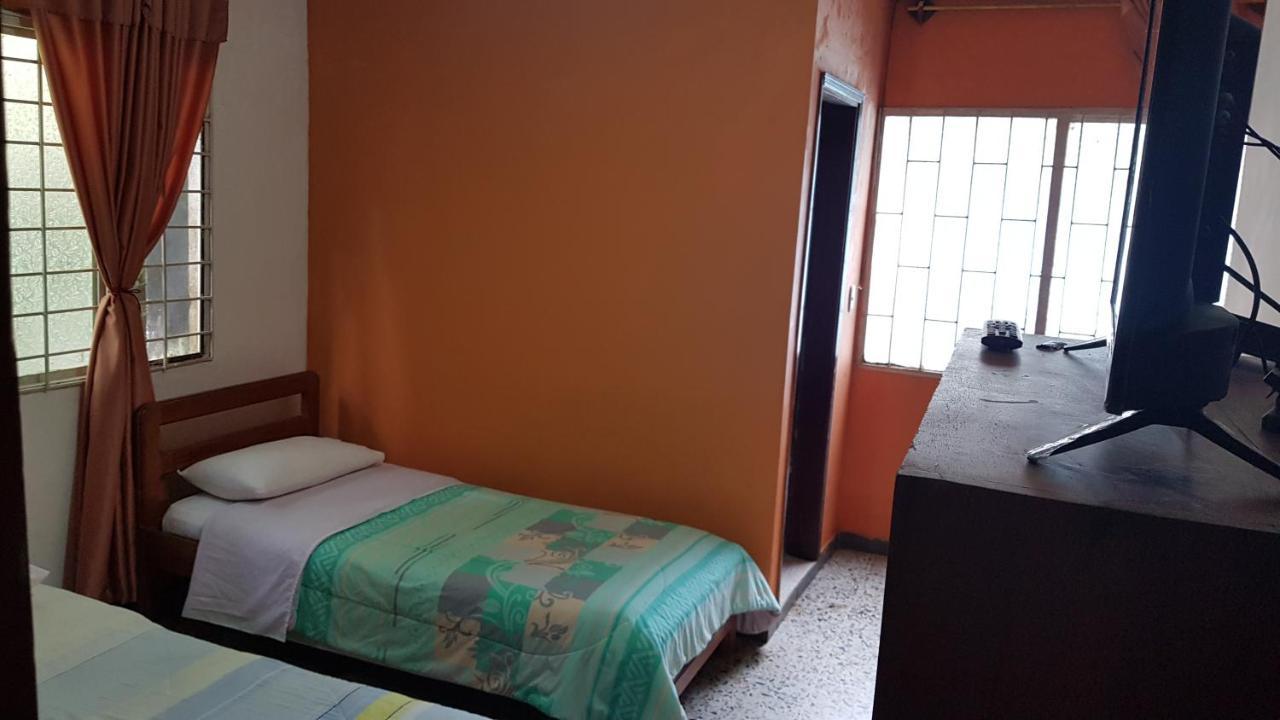 Balneario Chorillano Hotel Villavicencio Kültér fotó